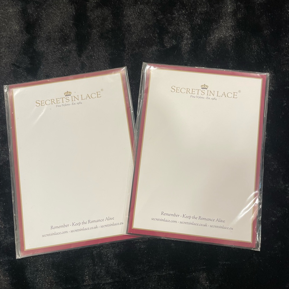 Secrets in Lace White Hosiery